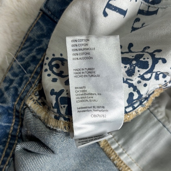 Free People
Equinox Cotton Wide Leg Jeans in Open Sky - Picture 6 of 13